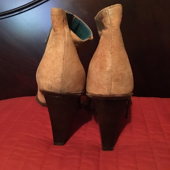 Booties (Tan) - Picture 2 of 3